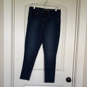 Levi’s 721 high-rise skinny jeans